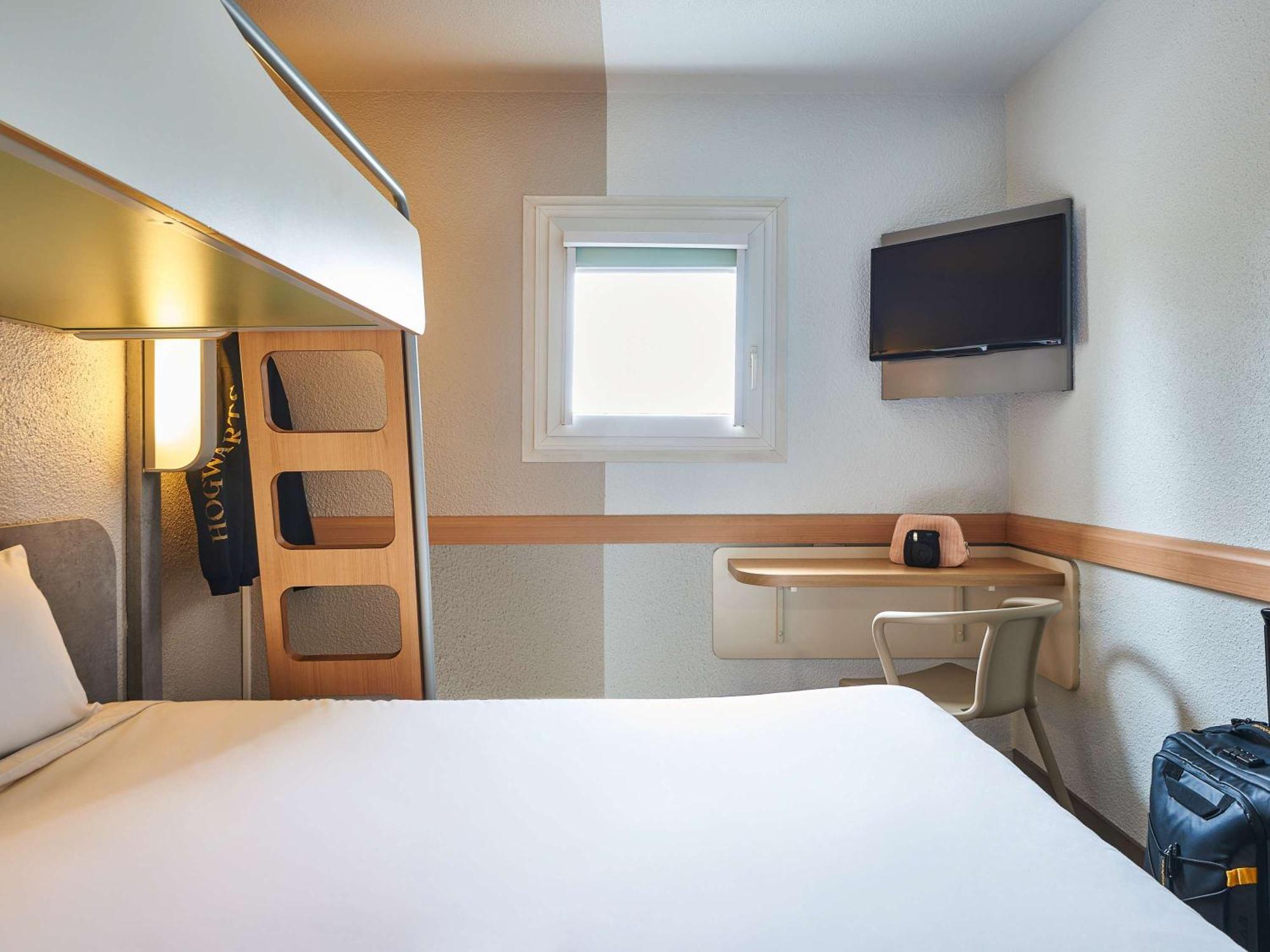 Ibis Budget Versailles Chateau Saint Cyr L'Ecole Ngoại thất bức ảnh