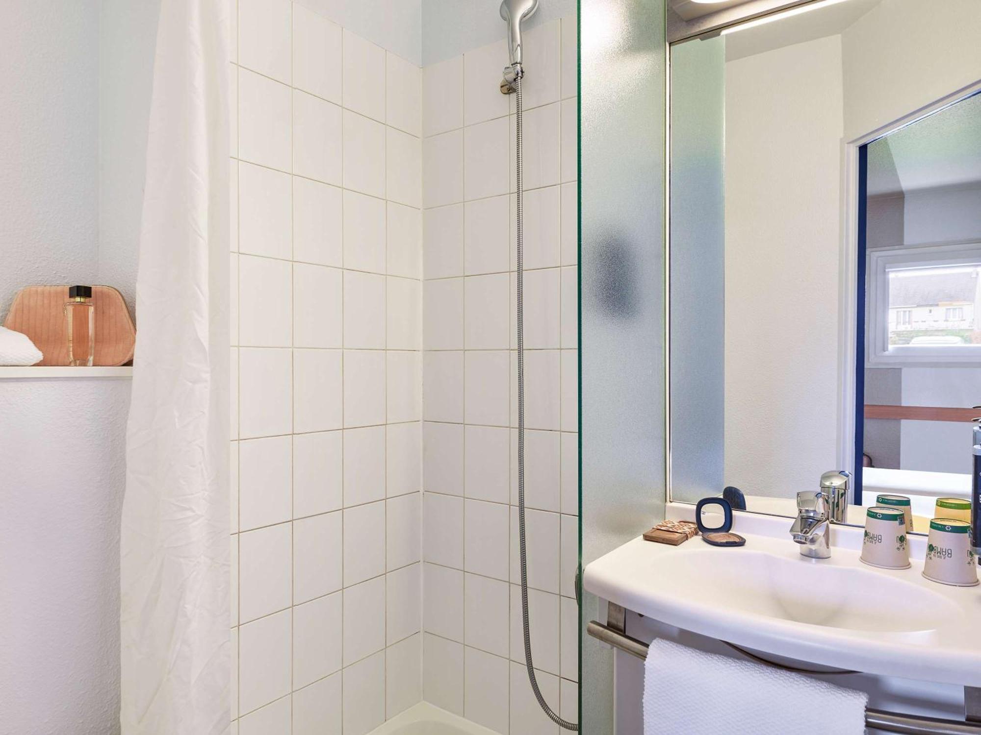 Ibis Budget Versailles Chateau Saint Cyr L'Ecole Ngoại thất bức ảnh
