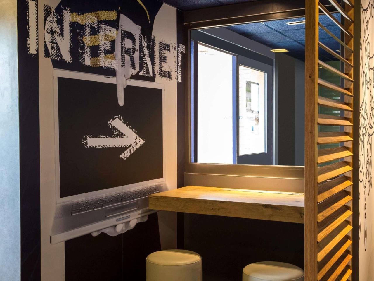 Ibis Budget Versailles Chateau Saint Cyr L'Ecole Ngoại thất bức ảnh