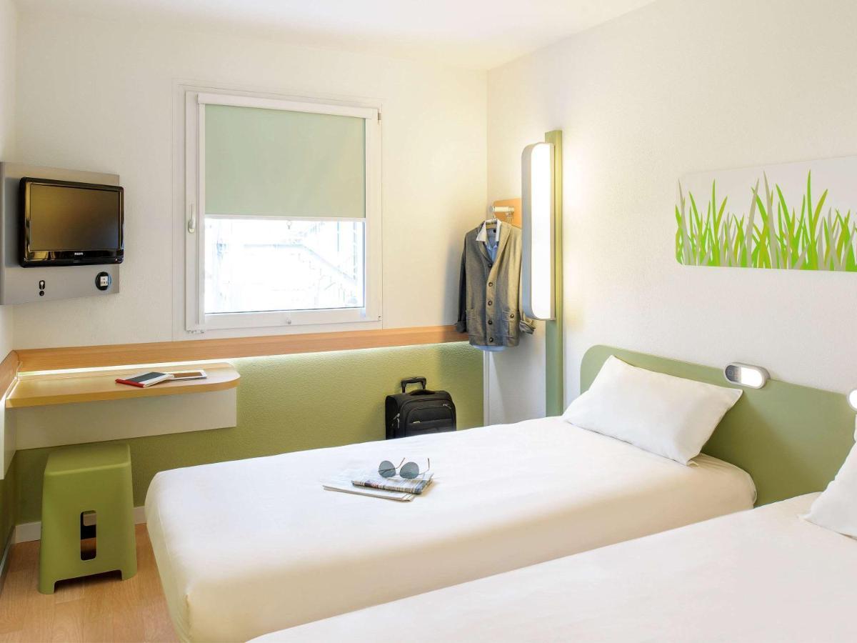 Ibis Budget Versailles Chateau Saint Cyr L'Ecole Ngoại thất bức ảnh